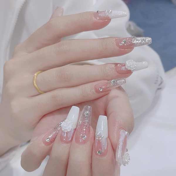 Nailbox Sang Trọng